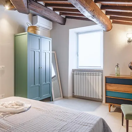 Piccola Fonte - Together In Tuscany * Cortona